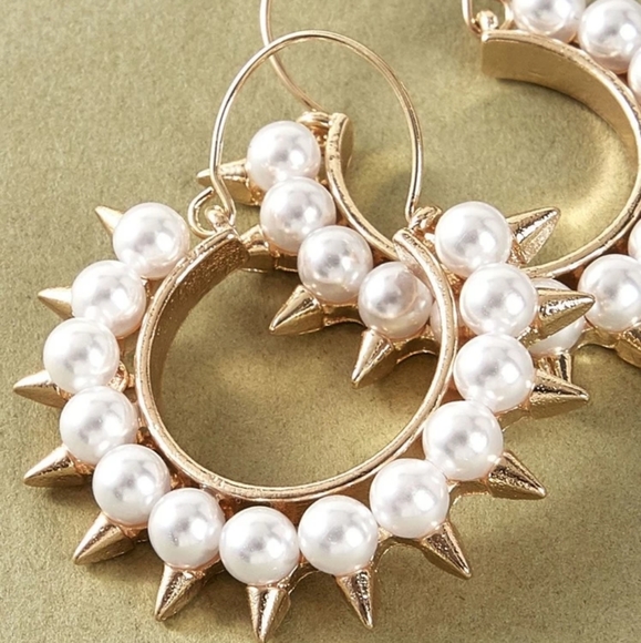 Glamorous Gold Faux Pearl Spike Hoop Earrings - Picture 3 of 6